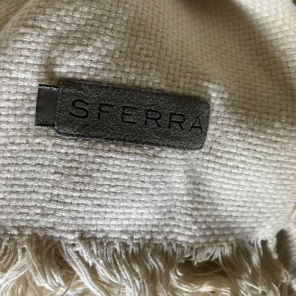 Sferra Throw - Bristol, Cream. Pima cotton and Alpaca fibers - Picture 4 of 4